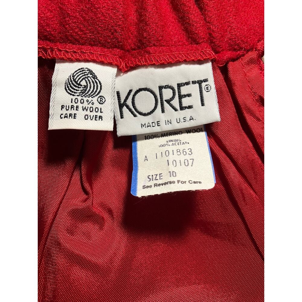 Koret Women's VINTAGE W/Tags 1990's Red 100% Merino Wool Skirt w/ Belt | Size 10 - Picture 9 of 16